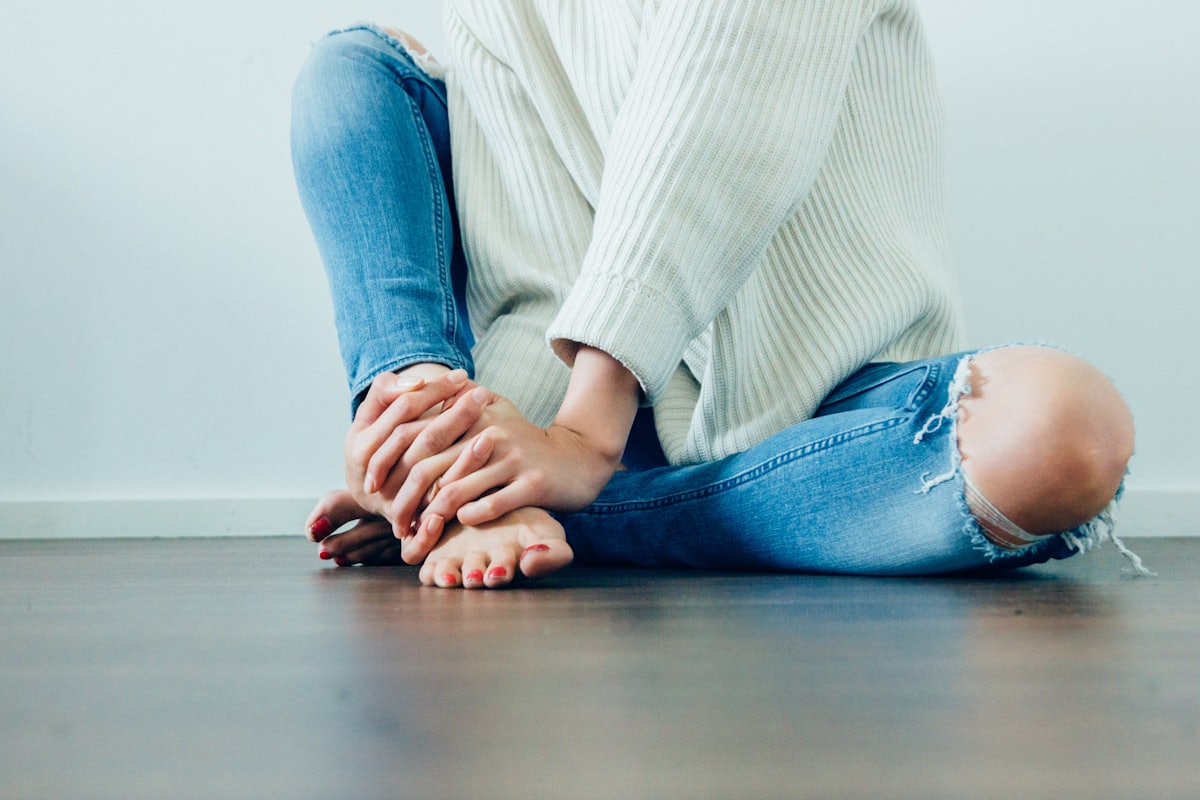 Douleur au genou : comment choisir le professionnel adapté ?
